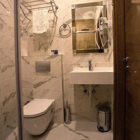 Hotel apartamentowy Pera Line