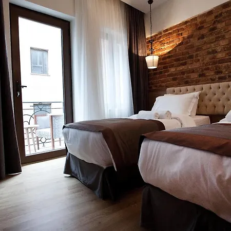 Hotel apartamentowy Pera Line
