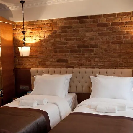 Pera Line Aparthotel *
